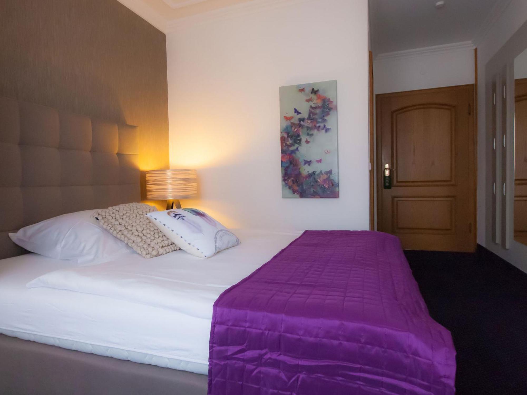 City Hotel Bosse บาดเอินเฮาเซน ห้อง รูปภาพ